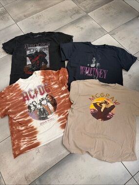 Women’s graphic tees Tan Tee with Yellow & Pink Sunset Graphic